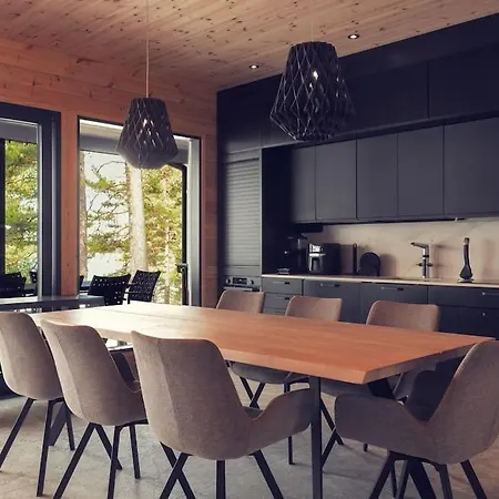 빌라 Saunamaeki N - Lux 살로